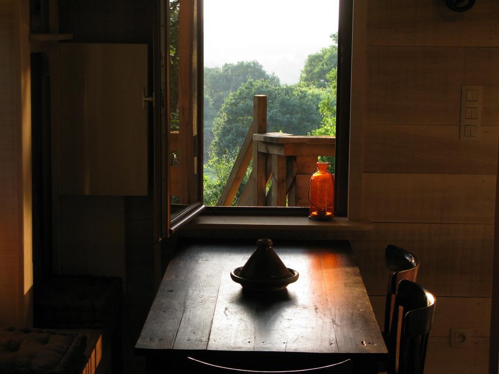 Les Cabanes Du Tertre Urval Bilik gambar