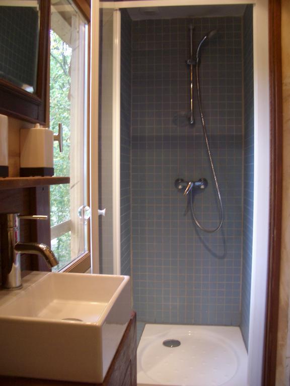 Les Cabanes Du Tertre Urval Luaran gambar