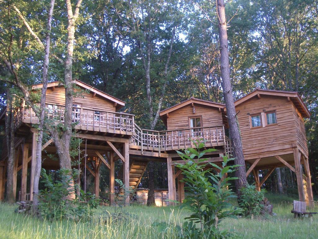 Les Cabanes Du Tertre Urval Luaran gambar